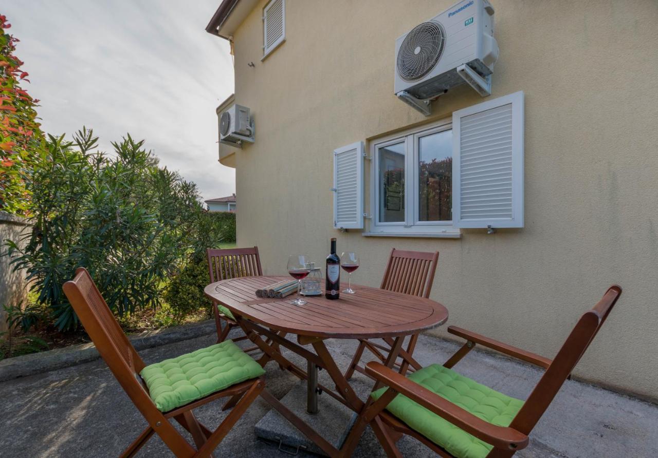 Holiday home Lucija, Stinjan Pula